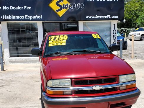 Used 2002 Chevrolet S10 Pickup LS w/ LS Preferred Equipment Group AWD/4WD image 4