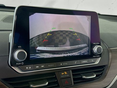 Used 2023 Nissan Altima 2.5 SV image 16