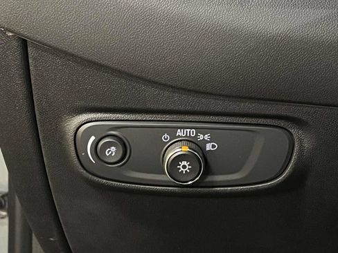 Used 2024 Chevrolet Equinox LT w/ LPO, Floor Liner Package FWD image 22