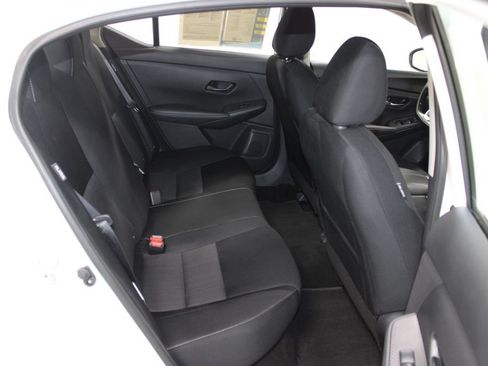 Used 2025 Nissan Sentra SV FWD image 28