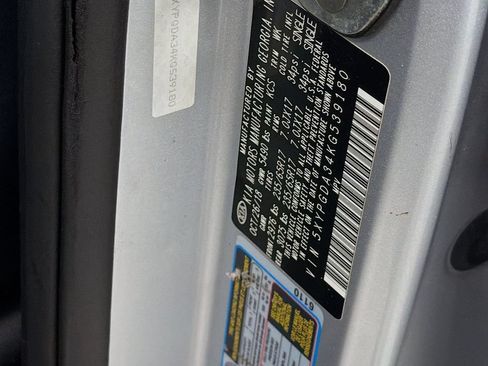Used 2019 Kia Sorento AWD image 42