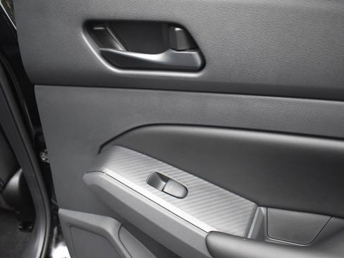 Used 2025 Nissan Altima 2.5 S image 19