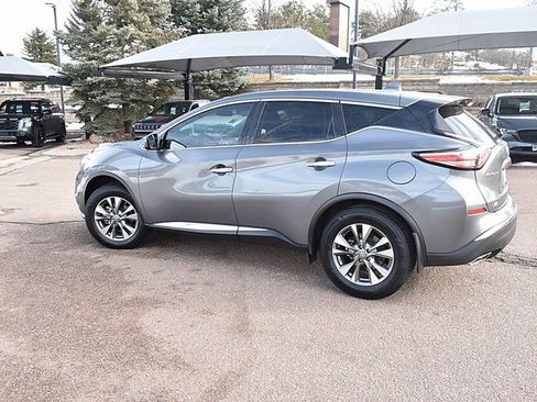 Used 2018 Nissan Murano S image 6