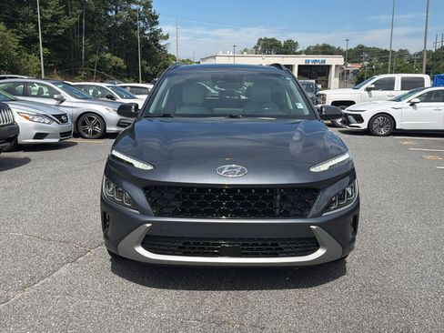 Certified 2022 Hyundai Kona Limited FWD image 4
