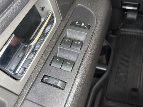 Used 2013 Ford F150 Raptor w/ Luxury Equipment Group AWD/4WD image 18