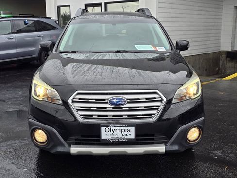Used 2015 Subaru Outback 2.5i Limited image 2