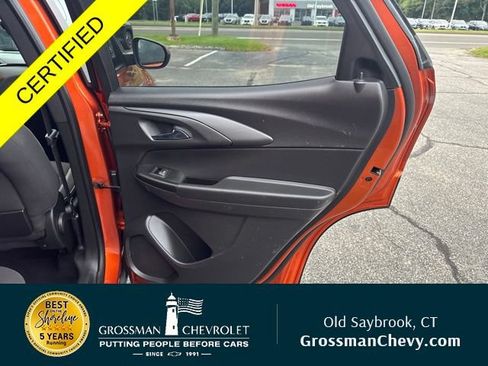 Used 2022 Chevrolet TrailBlazer LT AWD/4WD image 24