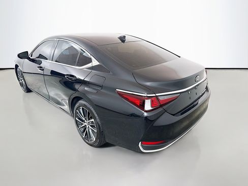 Used 2024 Lexus ES 250 w/ Premium Package image 5