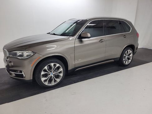Used 2017 BMW X5 xDrive50i AWD/4WD image 2