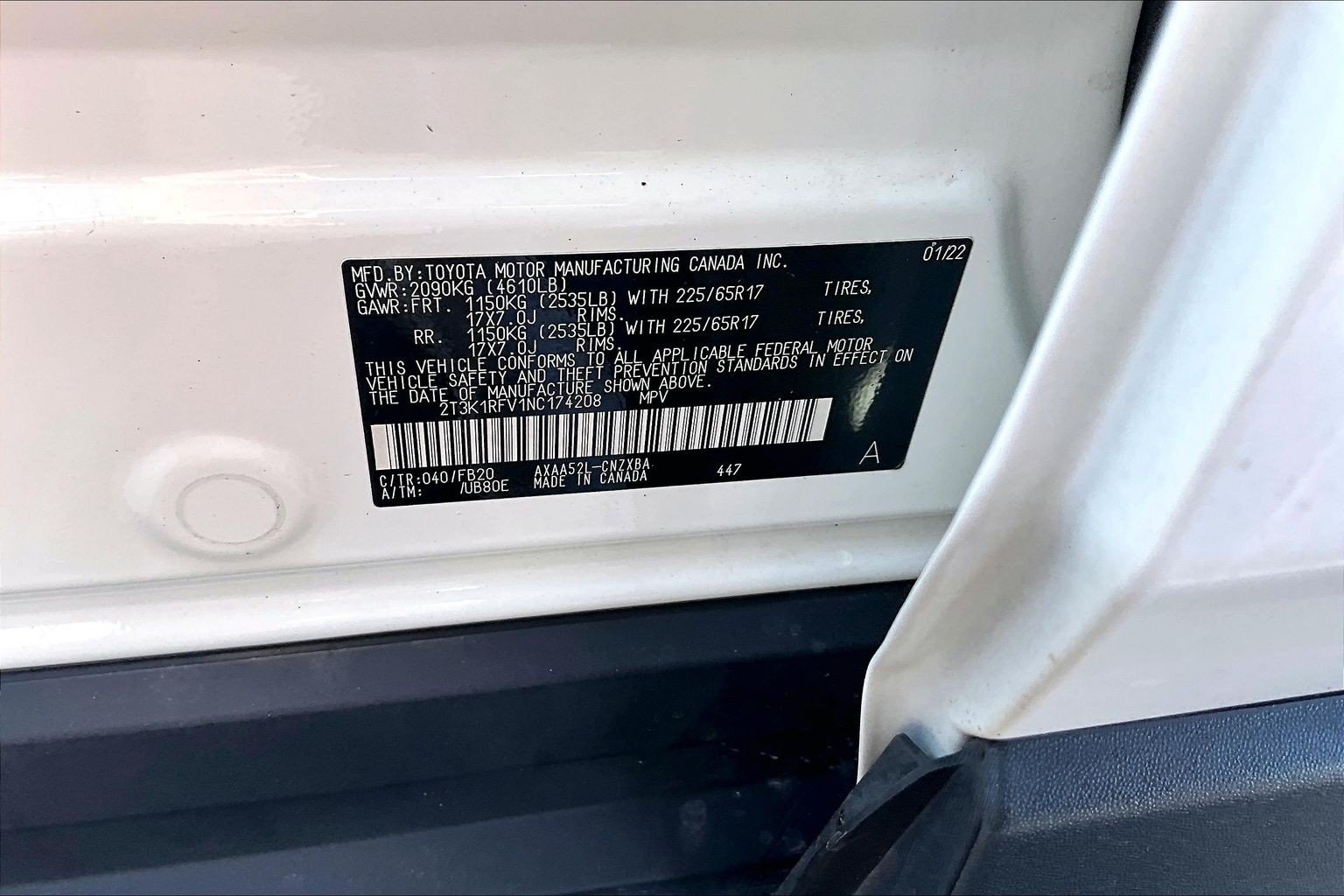 Used 2022 Toyota RAV4 LE w/ Carpet Mat Package (TMS) FWD image 35