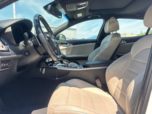 Used 2019 Kia Stinger GT2 RWD image 13