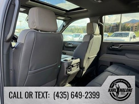 New 2026 Chevrolet Silverado 1500 ZR2 w/ Dark Appearance Package AWD/4WD image 35