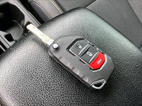 Used 2024 Jeep Wrangler Unlimited Sport AWD/4WD image 31