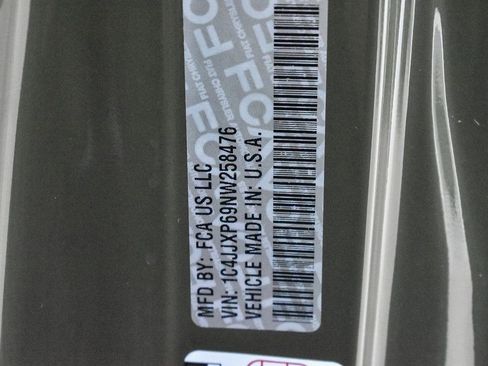 Used 2022 Jeep Wrangler Unlimited Sahara 4xe image 27