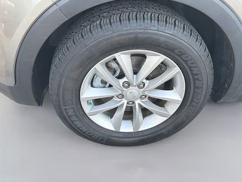 Used 2016 Kia Sorento LX image 29