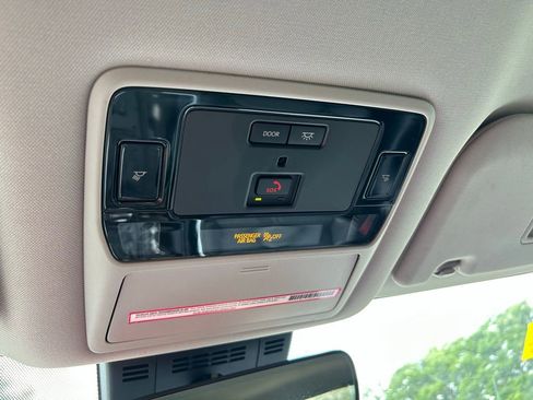 Used 2024 Toyota Grand Highlander XLE FWD image 30