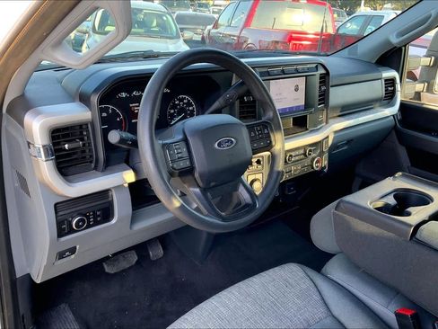 Used 2024 Ford F250 XLT w/ FX4 Off-Road Package image 34