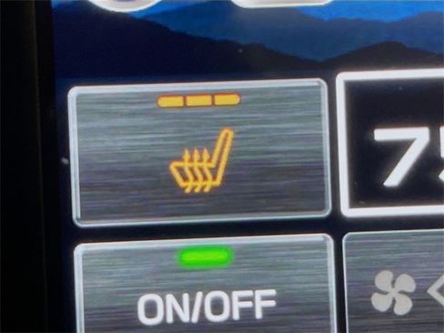 Used 2025 Subaru Ascent Onyx Edition w/ Popular Package #2 image 23