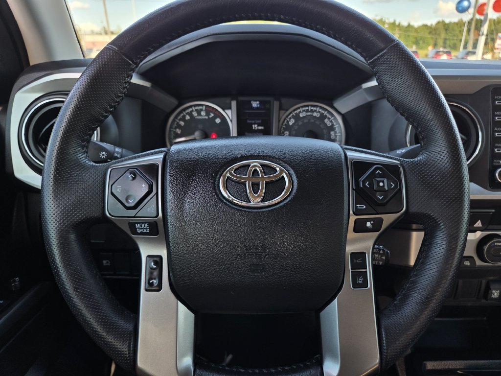 Used 2022 Toyota Tacoma SR5 RWD image 20