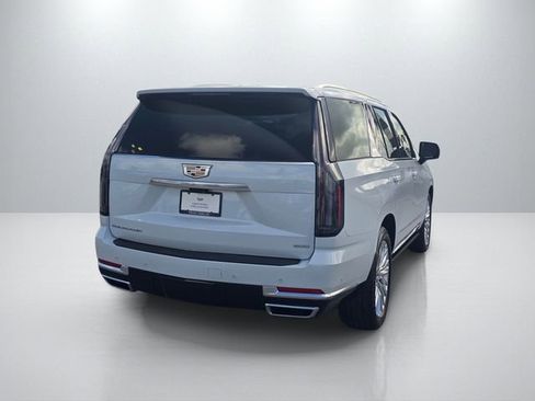Used 2026 Cadillac Escalade Luxury w/ Touring Package RWD image 6
