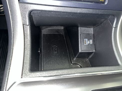 Used 2022 Ford Edge ST-Line image 25