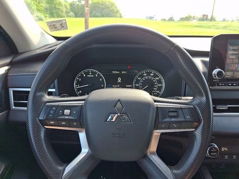 Used 2022 Mitsubishi Outlander ES AWD/4WD image 18