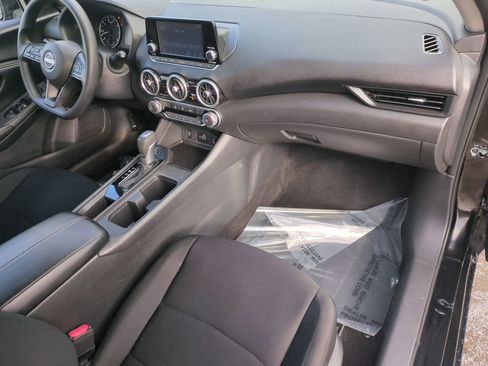 Used 2025 Nissan Sentra S image 25