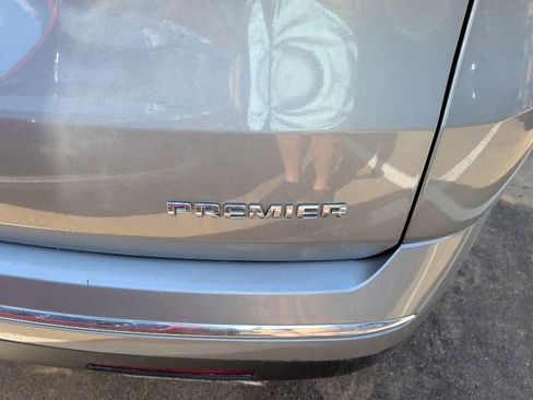 Used 2023 Chevrolet Traverse Premier w/ LPO, Floor Liner Package FWD image 6