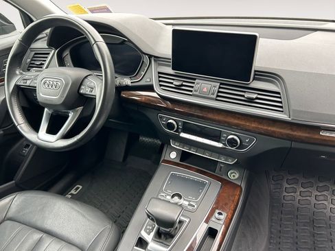 Used 2020 Audi Q5 2.0T Premium Plus w/ Premium Plus Package image 13