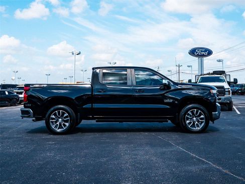Used 2020 Chevrolet Silverado 1500 LT w/ Texas Edition AWD/4WD image 3