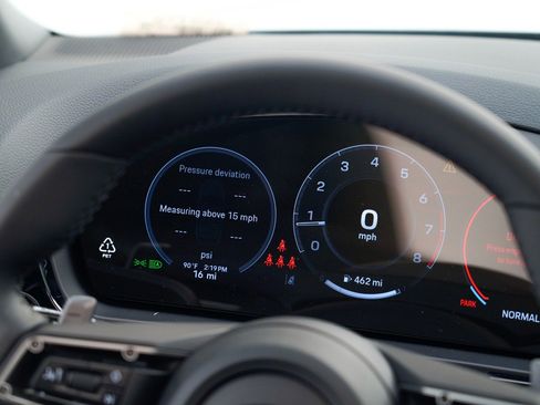 Certified 2026 Porsche Cayenne AWD/4WD image 20