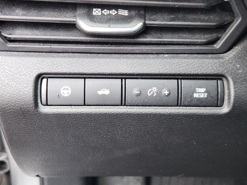 Used 2024 Nissan Altima 2.5 SV w/ SV Premium Package FWD image 25