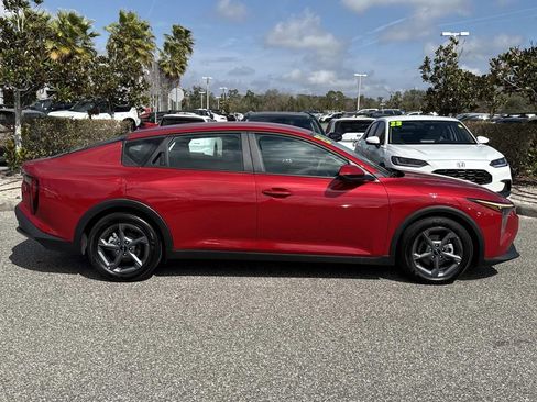 Used 2025 Kia K4 LXS image 2