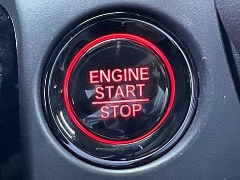 Certified 2025 Honda HR-V Sport image 22