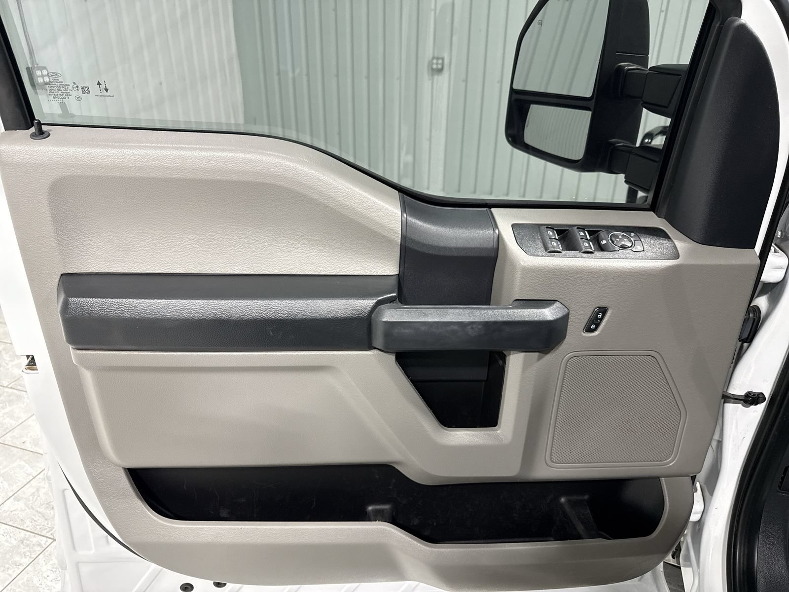 Used 2022 Ford F250 XL w/ STX Appearance Package RWD image 23
