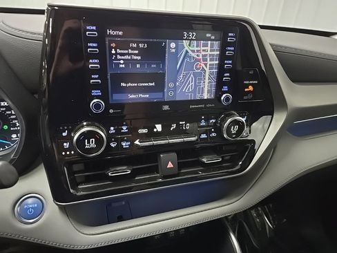Used 2020 Toyota Highlander Limited AWD/4WD image 29