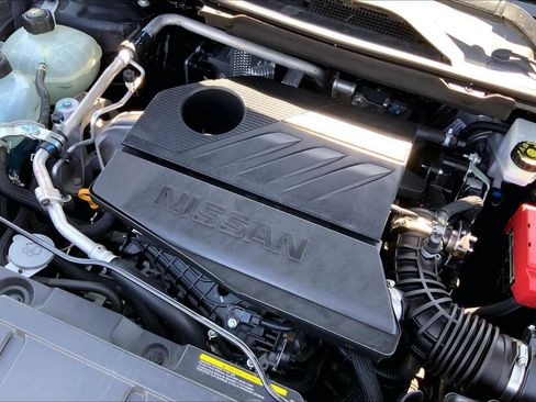 Used 2024 Nissan Rogue SV FWD image 34