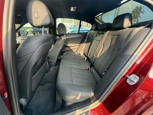 Used 2023 BMW 530e w/ Executive Package image 7