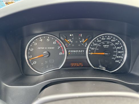 Used 2012 Chevrolet Colorado LT image 12