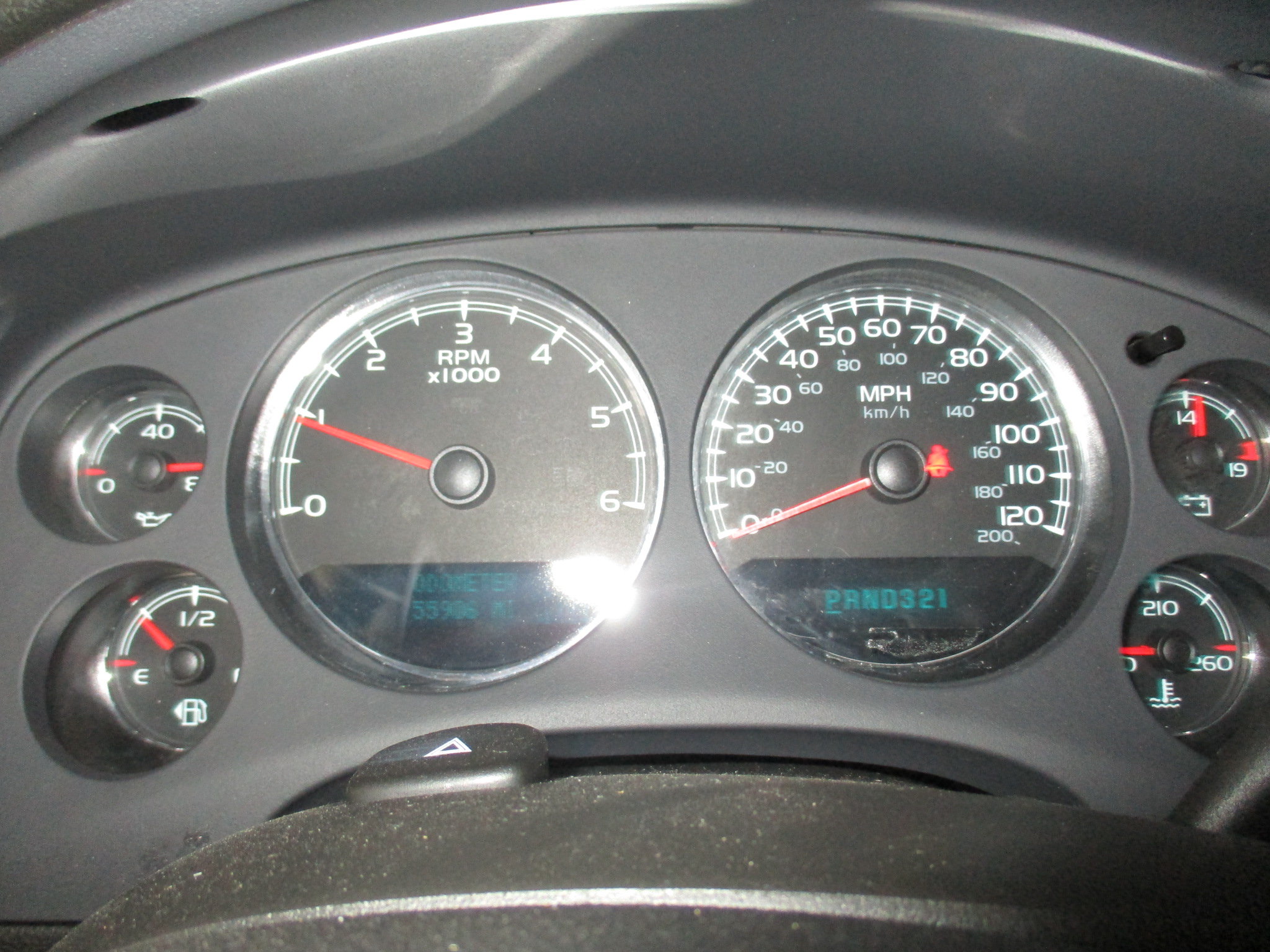 Used 2007 Chevrolet Suburban 2500 LT w/ LT Preferred Equipment Group AWD/4WD image 26
