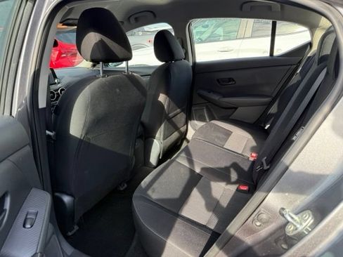 Used 2025 Nissan Sentra SV FWD image 5