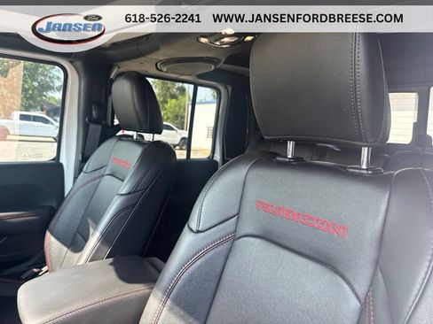 Used 2022 Jeep Gladiator Rubicon w/ LED Lighting Group AWD/4WD image 11