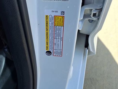 Used 2025 Acura Integra FWD image 31