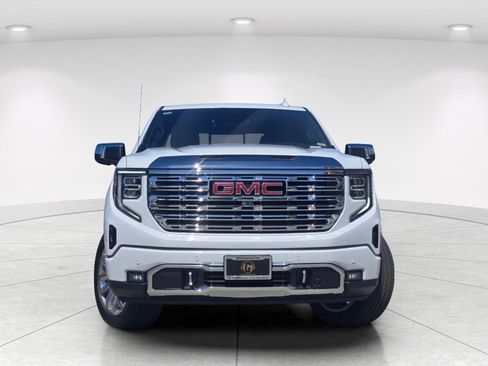 New 2026 GMC Sierra 1500 Denali w/ Denali Reserve Package AWD/4WD image 2