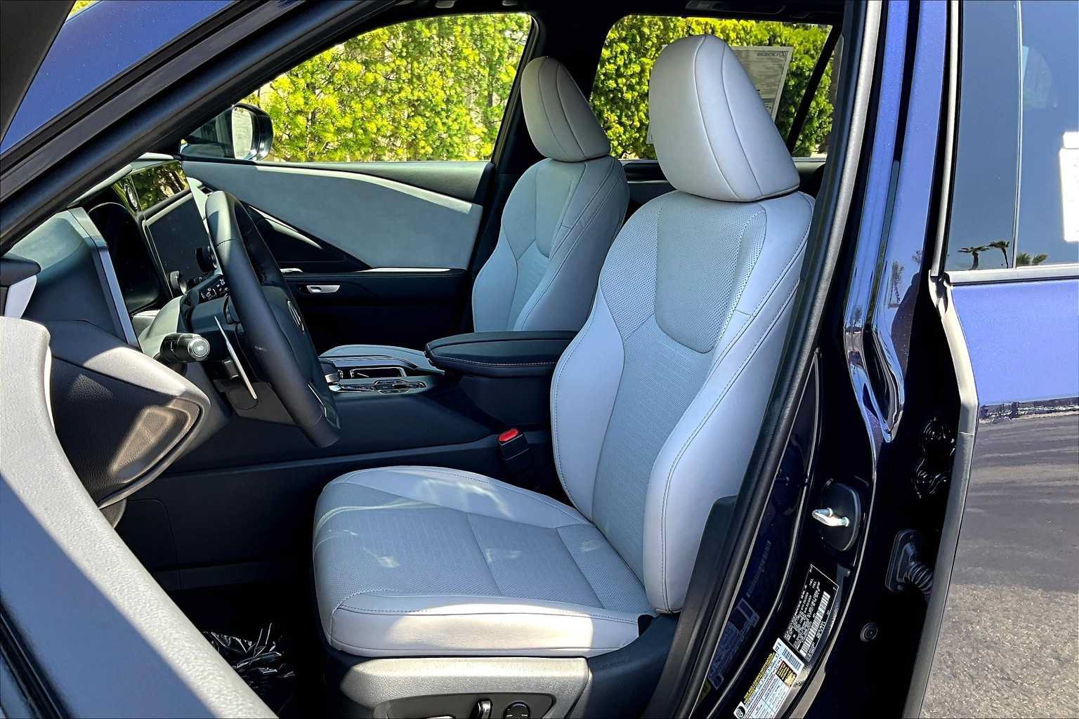 Used 2025 Lexus TX 350 AWD w/ Technology Package image 18