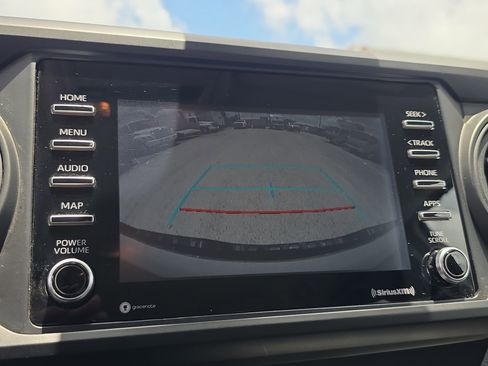 Used 2021 Toyota Tacoma SR AWD/4WD image 30