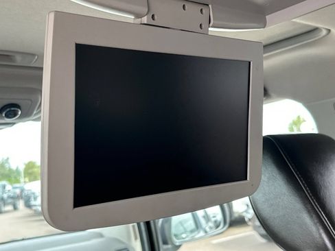 Used 2011 Nissan Pathfinder LE w/ Navigation Pkg AWD/4WD image 15