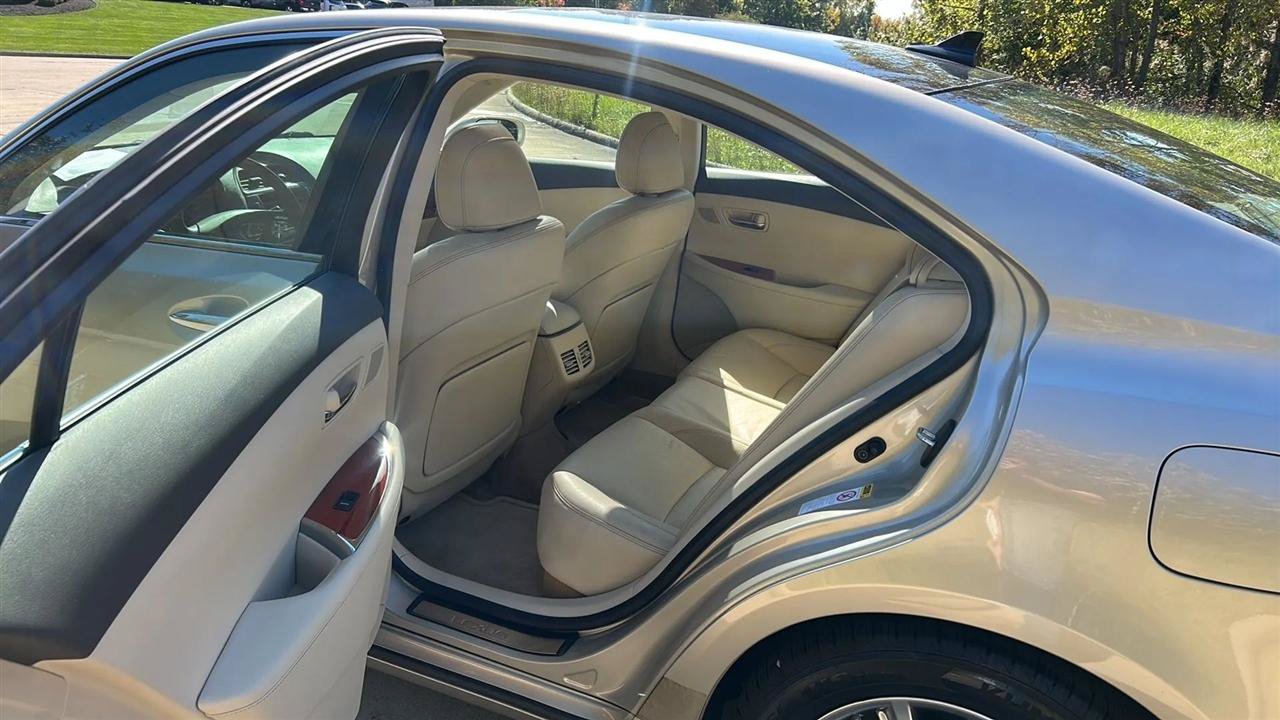 Used 2010 Lexus ES 350 FWD image 40