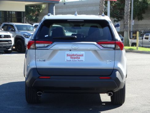 New 2025 Toyota RAV4 XLE Premium image 6