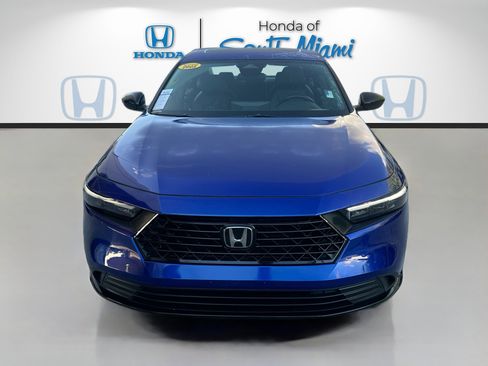 Used 2023 Honda Accord Sport image 2